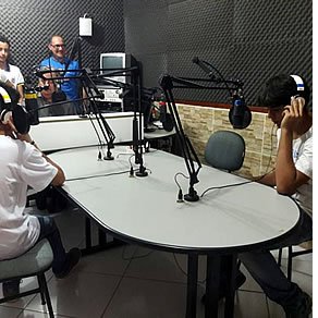 Rádio para escola em São José dos Campos